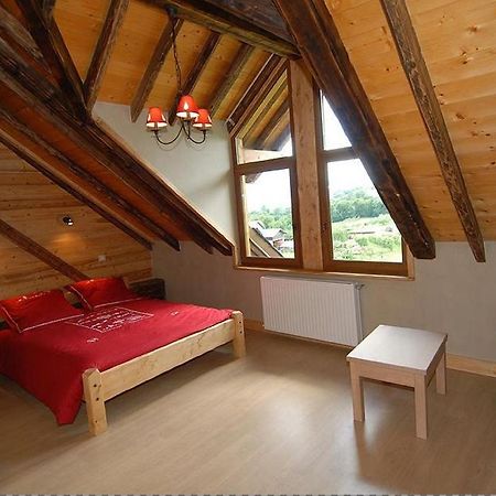 Chalet La Ferme De Noemie Mercury-Gémilly Quarto foto