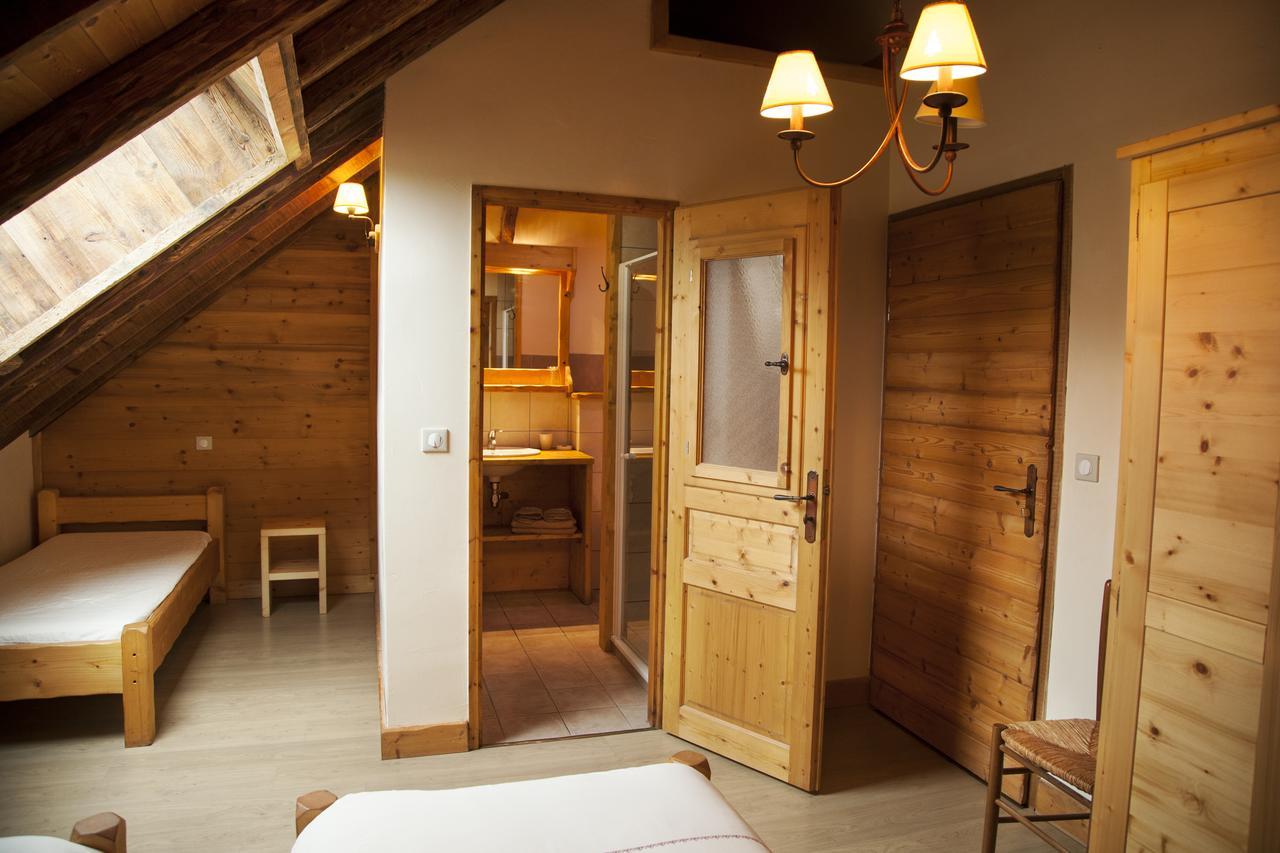Chalet La Ferme De Noemie Mercury-Gémilly Exterior foto
